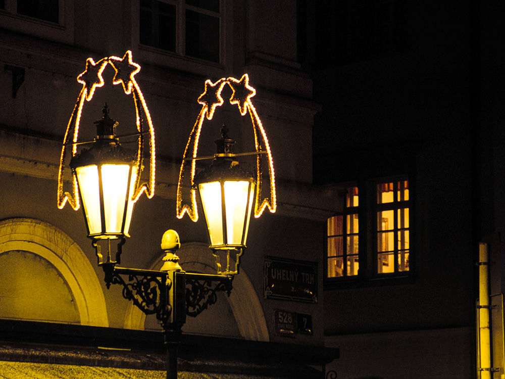 Dekory na lampy veřejného osvětlení